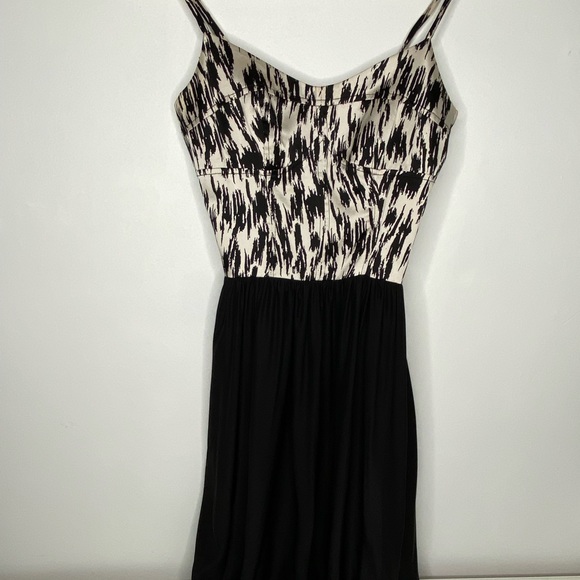 Bec & Em Black & White Silk Party Dress Size XS - Picture 1 of 12